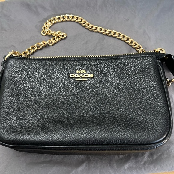 Coach Nikita 19 Wristlet Purse - Picture 1 of 4